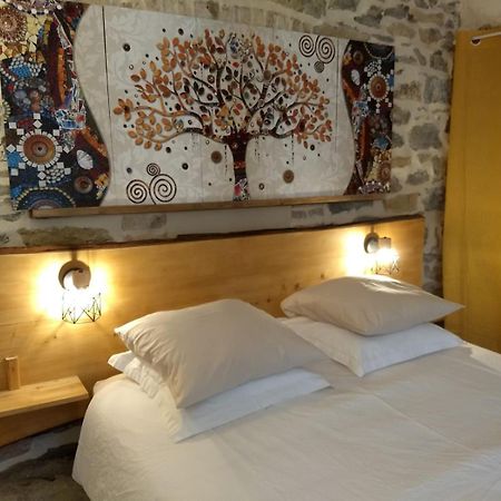 Bed and Breakfast Les Agaves Piscine Panoramique Vue Exceptionnelle Grospierres Esterno foto